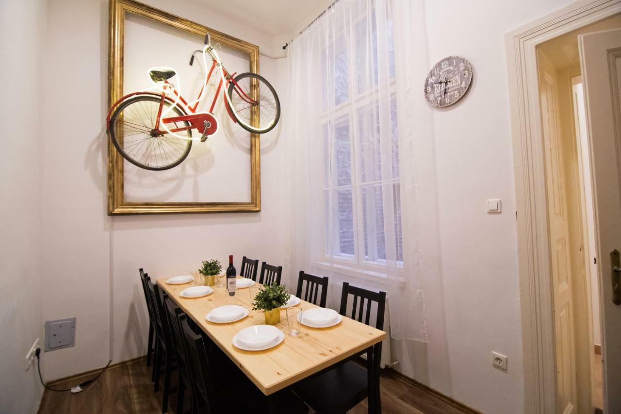 Cheerful And Cozy 2 Bedrooms 2 Bathrooms Apartment With Top Location บูดาเปสต์ ภายนอก รูปภาพ